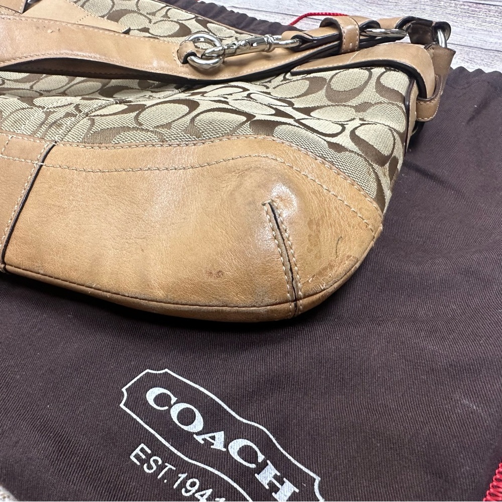 Coach Signature Canvas and Leather Soho 3574 shoulder purse - Picture 14 of 15